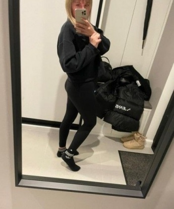 Анкета проститутки Карина - Фото 1, Руэм, 33 года, №3693